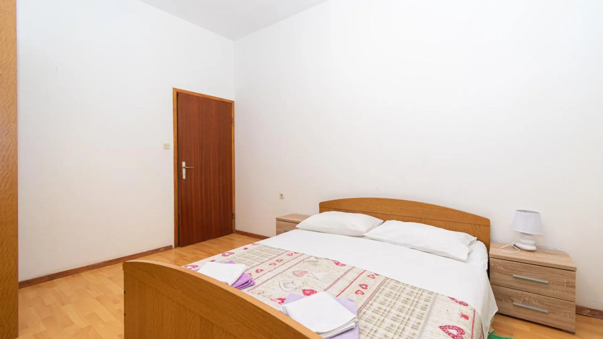 Apartments By The Sea Tkon, Pasman - 16275 Tkon